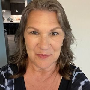 Meet your Posher, Donna